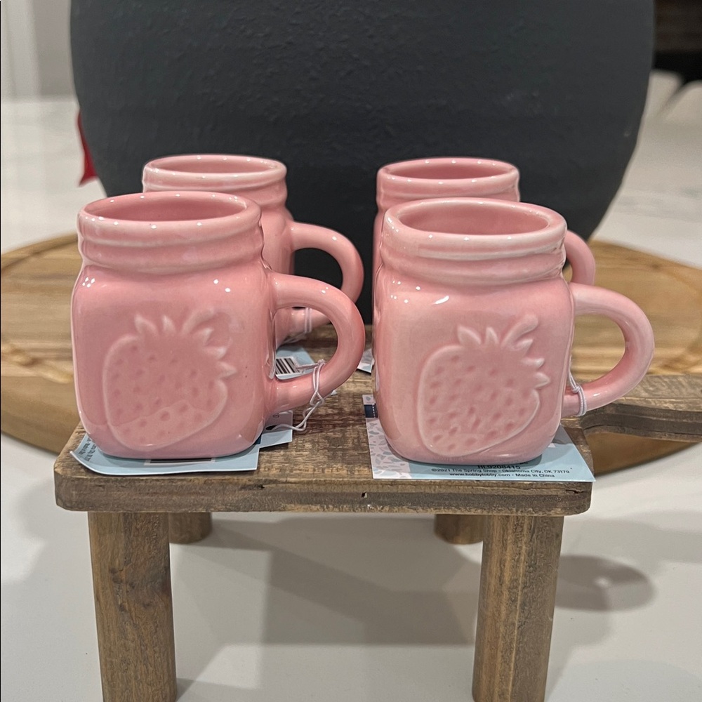 🍓Cute. Mini Mug Set.. - Picture 16 of 16